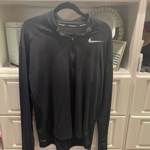 Nike Dri-fit sweatshirt